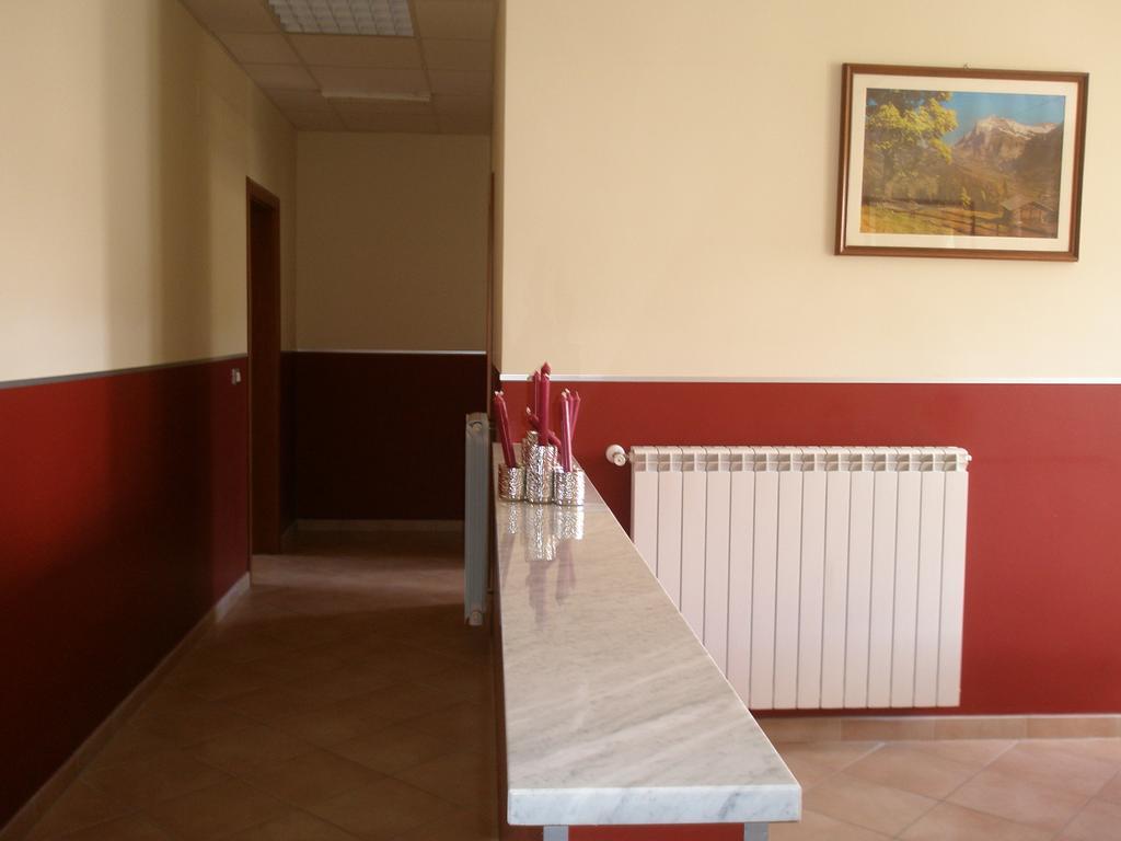 Hotel Convento Cappuccini Casa S. Paolo à Viterbe Chambre photo
