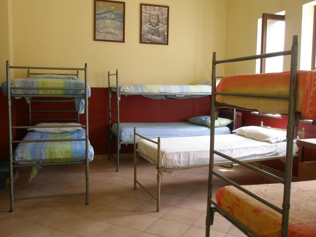 Hotel Convento Cappuccini Casa S. Paolo à Viterbe Chambre photo