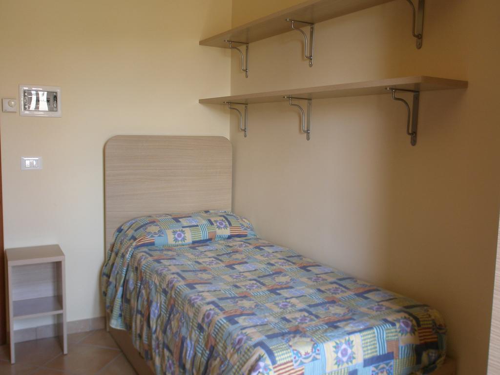 Hotel Convento Cappuccini Casa S. Paolo à Viterbe Chambre photo