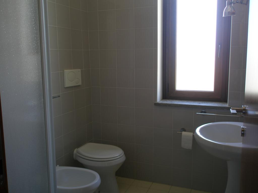 Hotel Convento Cappuccini Casa S. Paolo à Viterbe Chambre photo